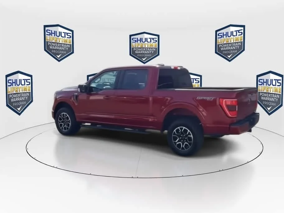 Used 2022 Rapid Red Metallic Tinted Clearcoat Ford XLT image 6
