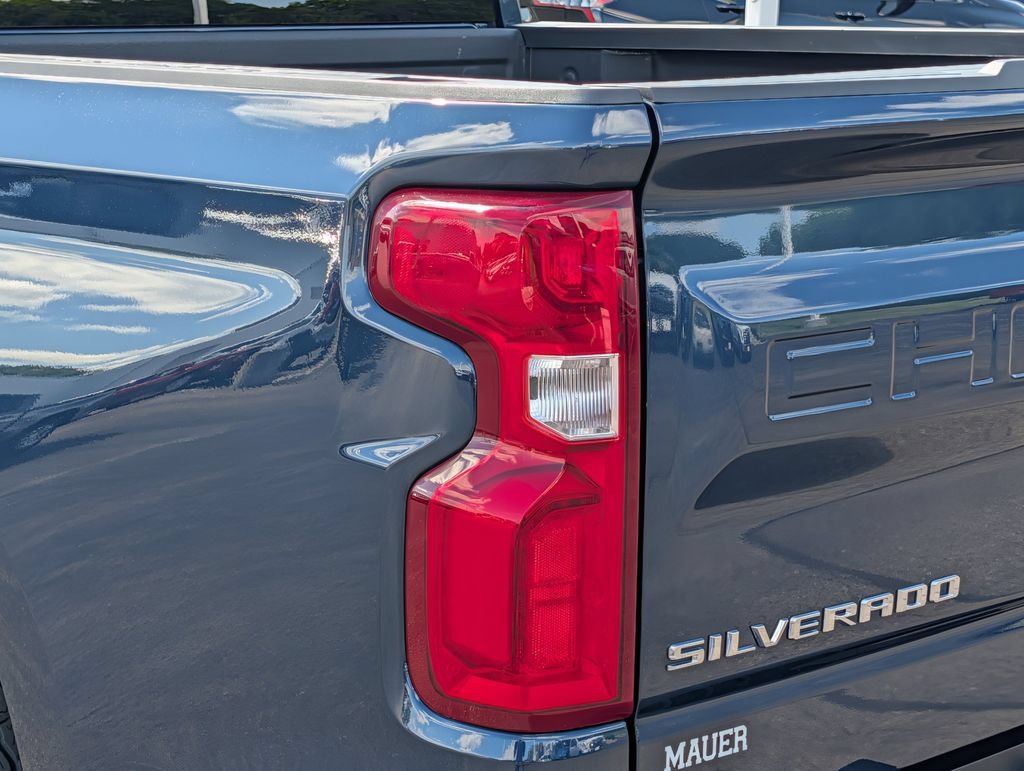Certified Used 2022 Northsky Blue Metallic Chevrolet RST image 16