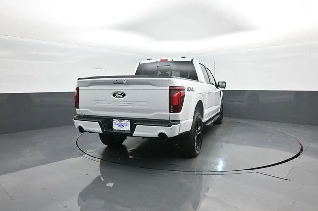 New 2026 Oxford White Ford Lariat® image 7