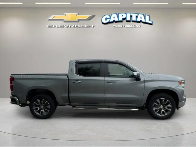 Used 2024 Sterling Gray Metallic Chevrolet LT (2FL) image 7