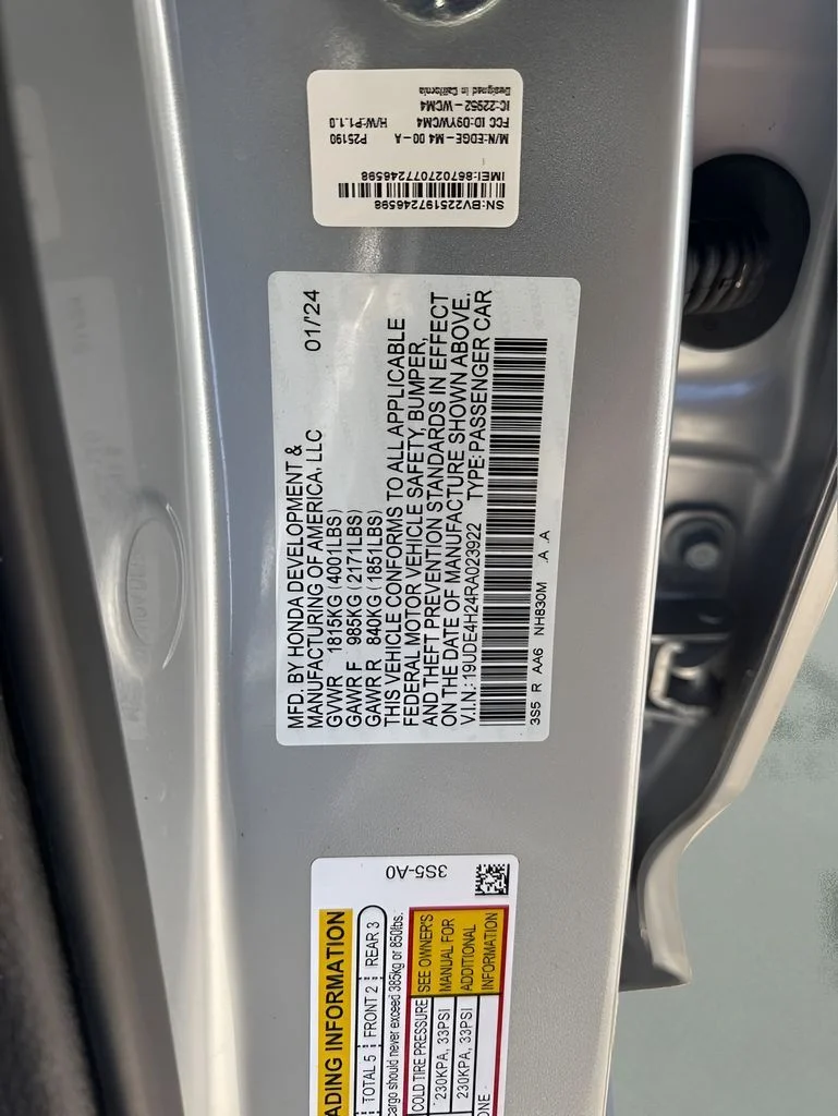 Used 2024 Silver Acura Base image 33