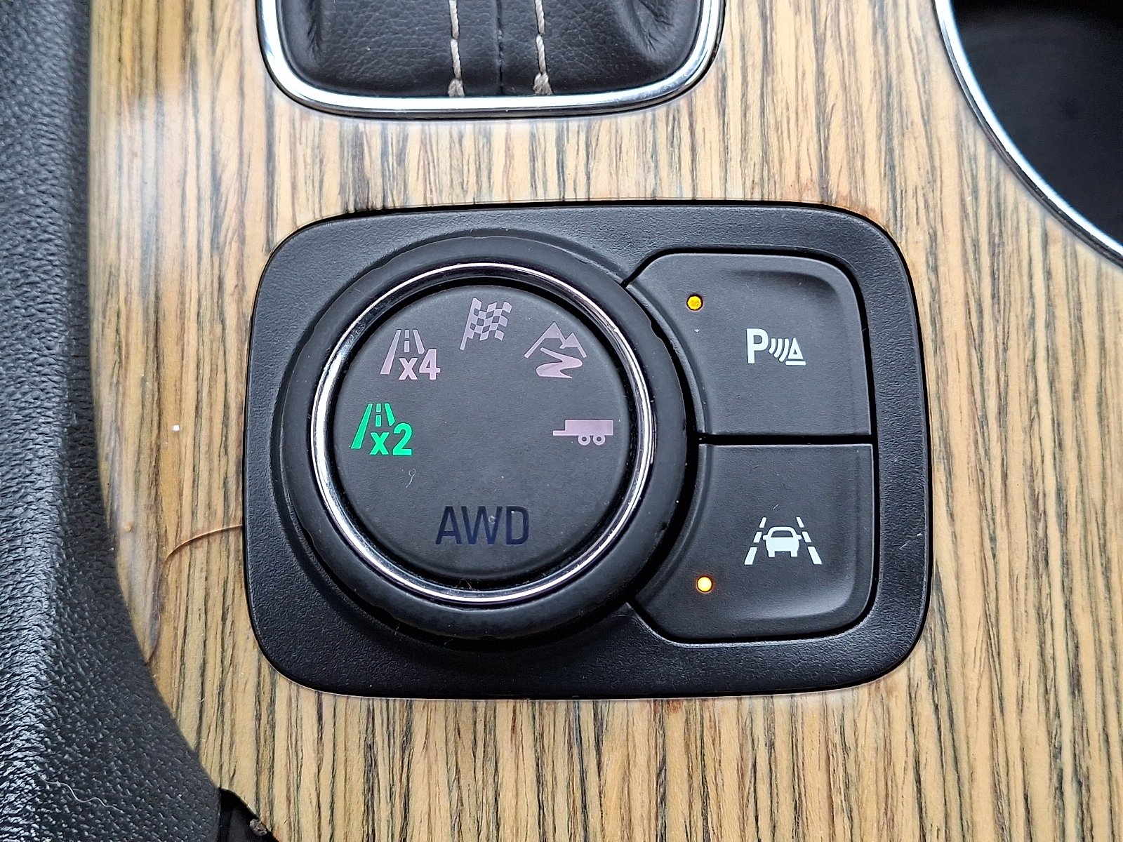 Used 2019 Ebony Twilight Metallic - GB8 GMC Denali image 27