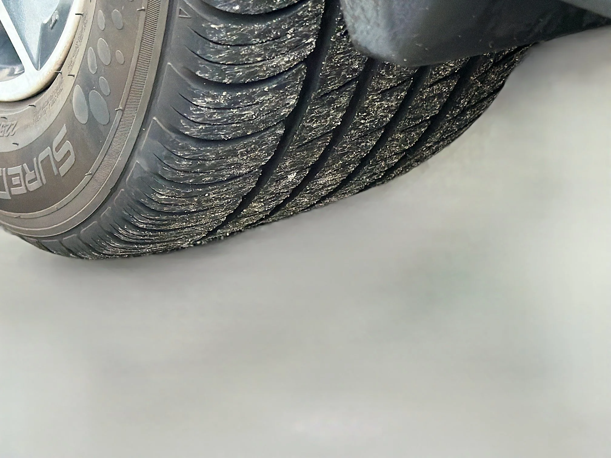 Used 2019 Dark Gray Metallic Subaru Limited image 42