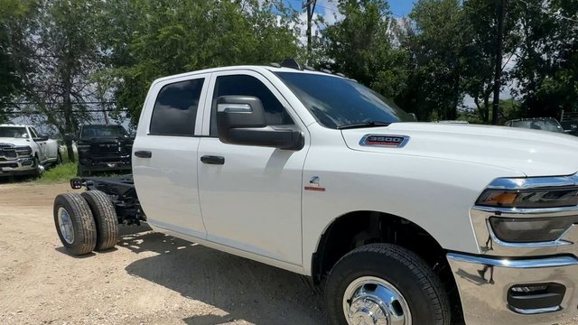 2026 RAM 3500 Chassis Tradesman