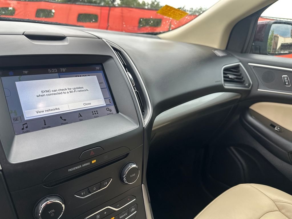 Used 2018 Red Ford SEL image 24