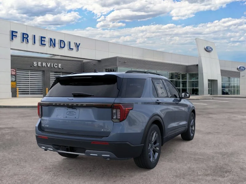 Used 2026 Vapor Blue Metallic Ford Active image 34
