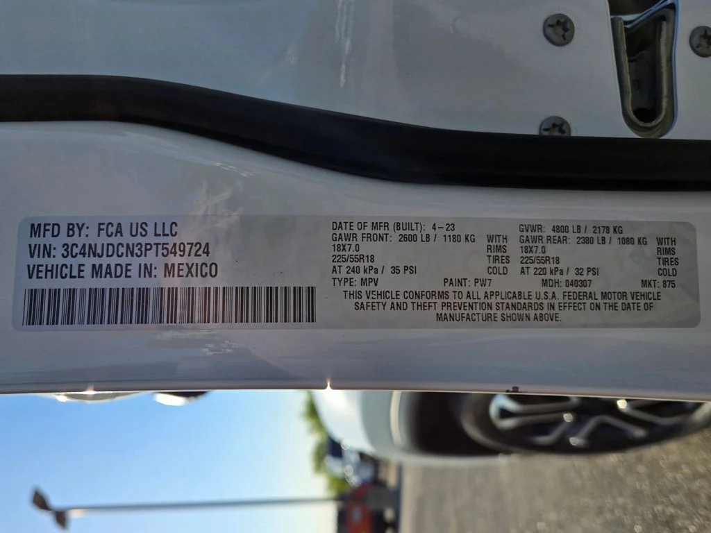 Used 2023 White Jeep Limited image 31