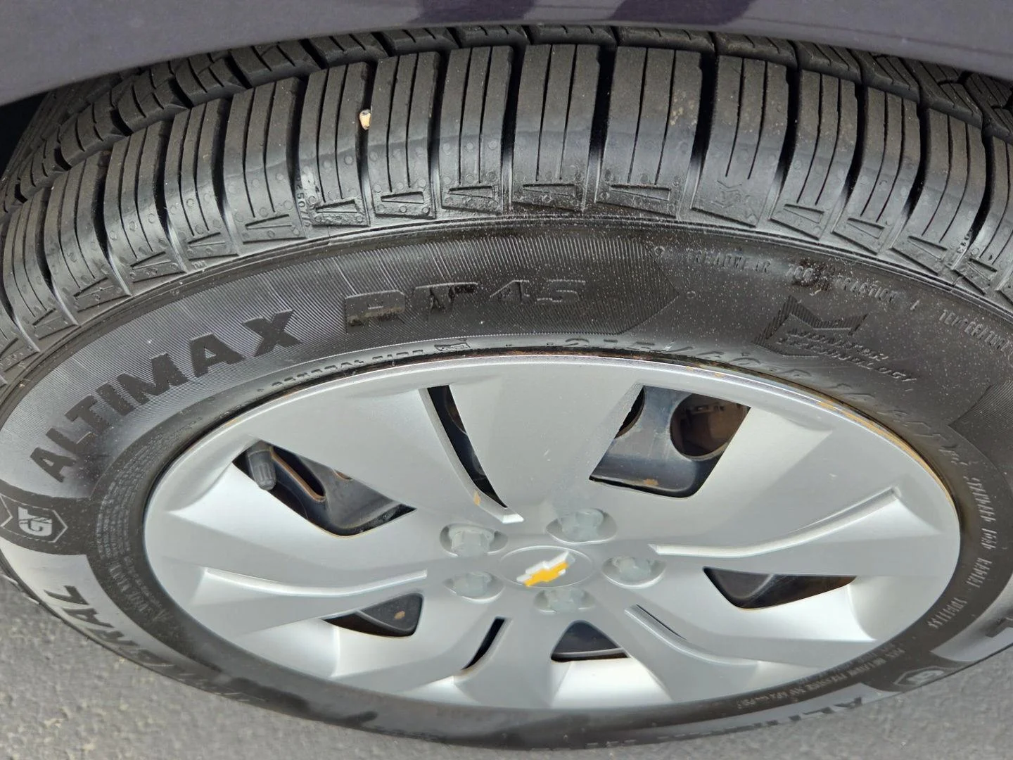 Used 2014 BLUE RAY METALLIC Chevrolet LS image 3