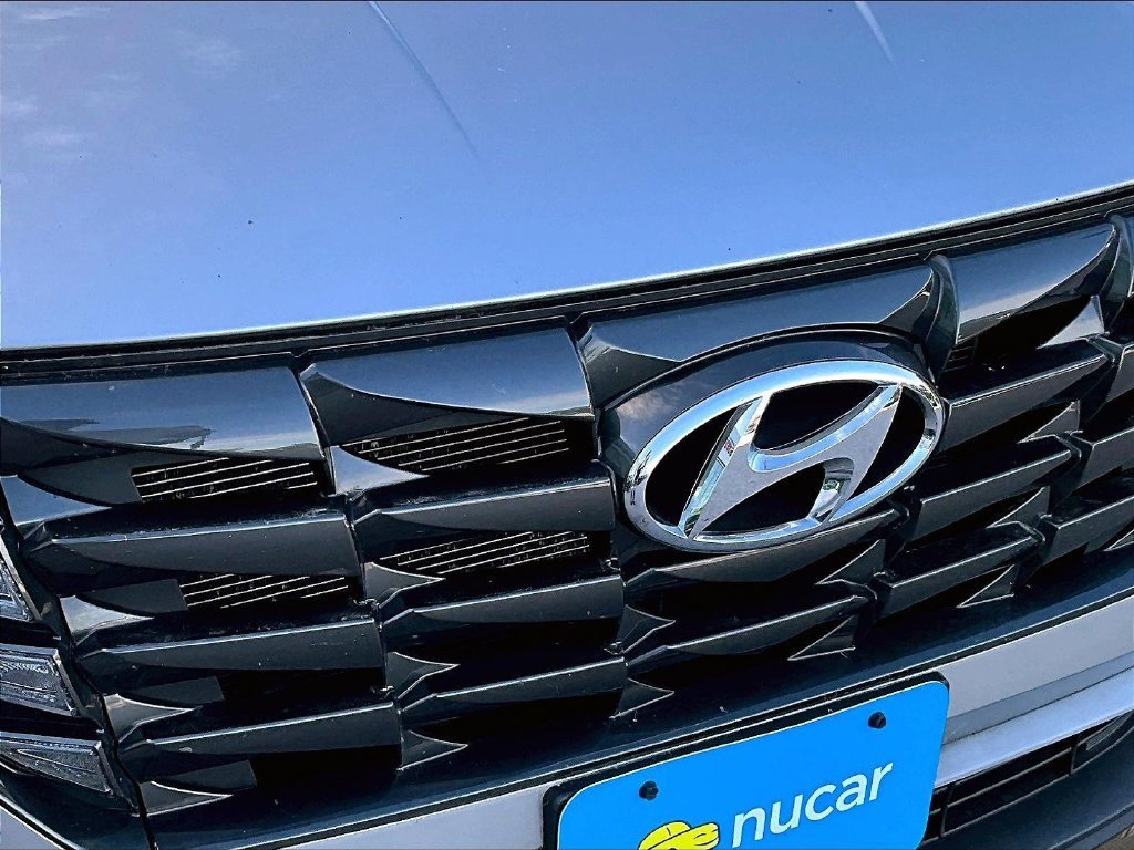 Used 2024 Shimmering Silver Hyundai SEL image 29