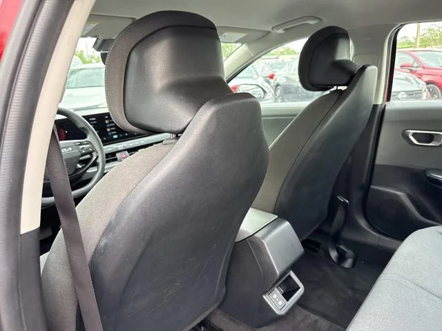Used 2025 Red Kia LXS image 13