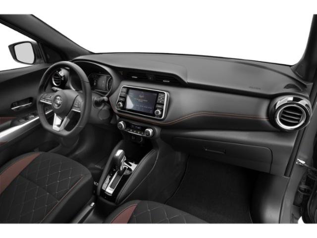 Used 2020 Cayenne Red / Super Black Nissan SR image 18
