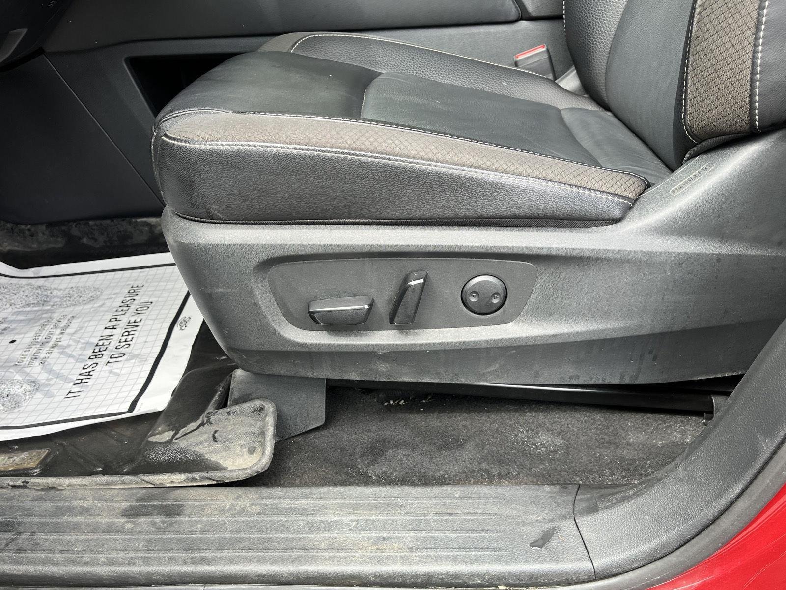Used 2024 Scarlet Ember Nissan SL image 20