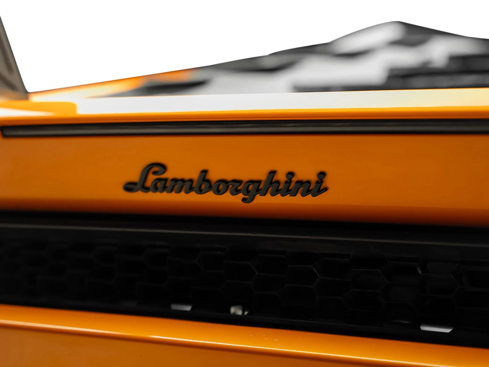 Used 2015 Orange Lamborghini LP610-4 image 14