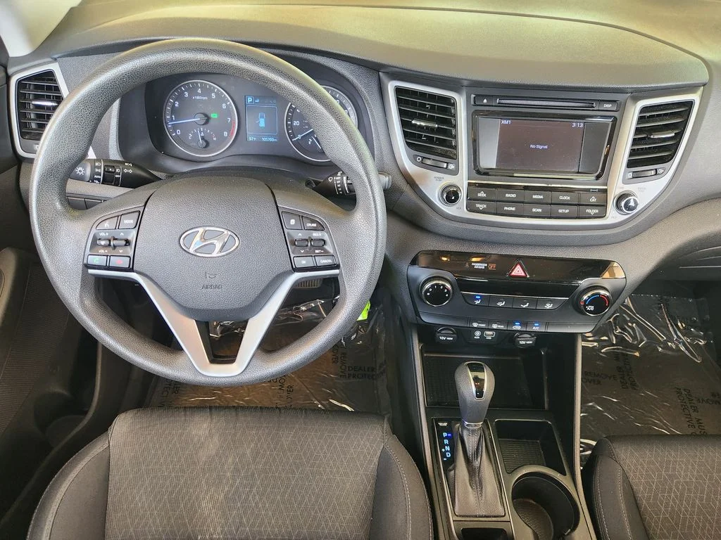 Used 2016 Ash Black Hyundai SE image 29