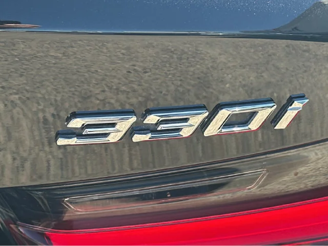 2023 BMW 3 Series 330i - Photo 32