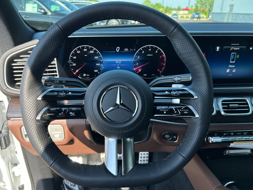 New 2026 Polar White Mercedes-Benz GLS 450 image 18