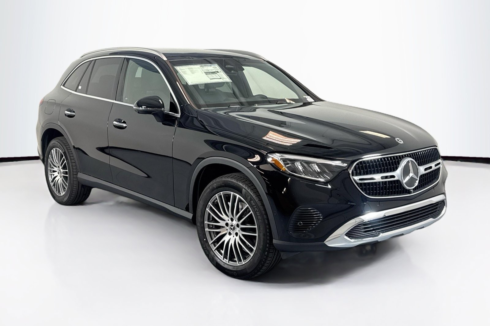 New 2026 Black Mercedes-Benz GLC 300 image 3