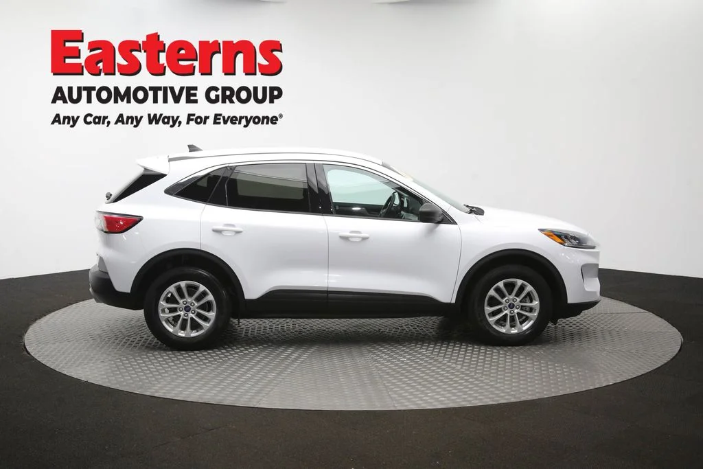 Used 2022 White Ford SE image 45