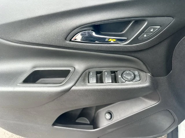 Used 2021 White Chevrolet LT image 15