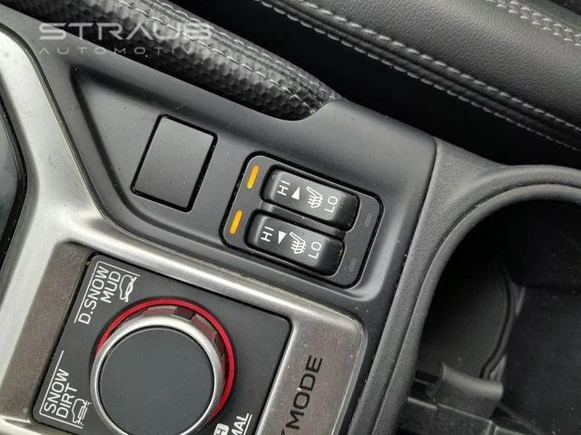Used 2023  SUBARU  image 27
