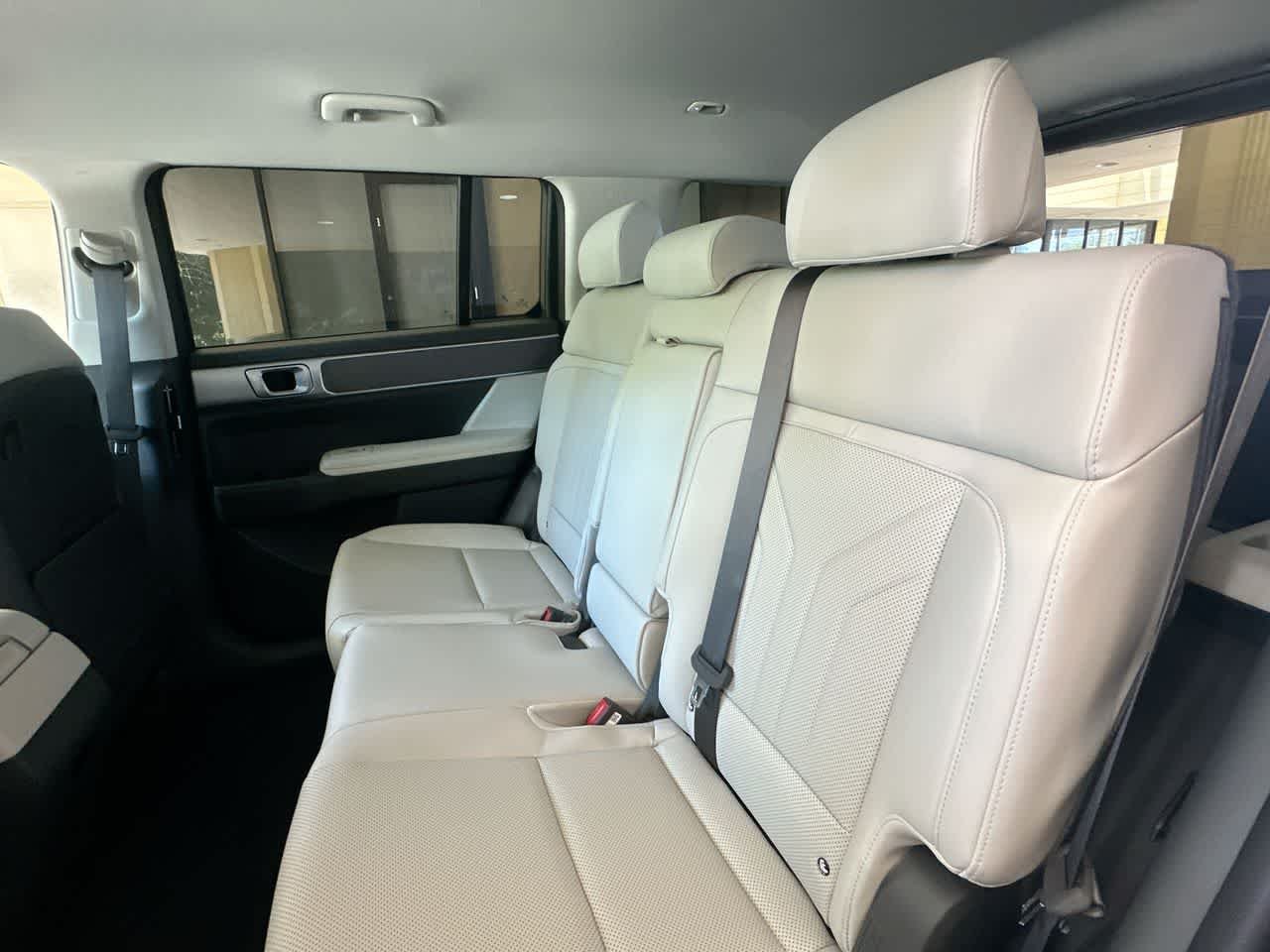 New 2026 Ecotronic Gray Hyundai SEL FWD image 22