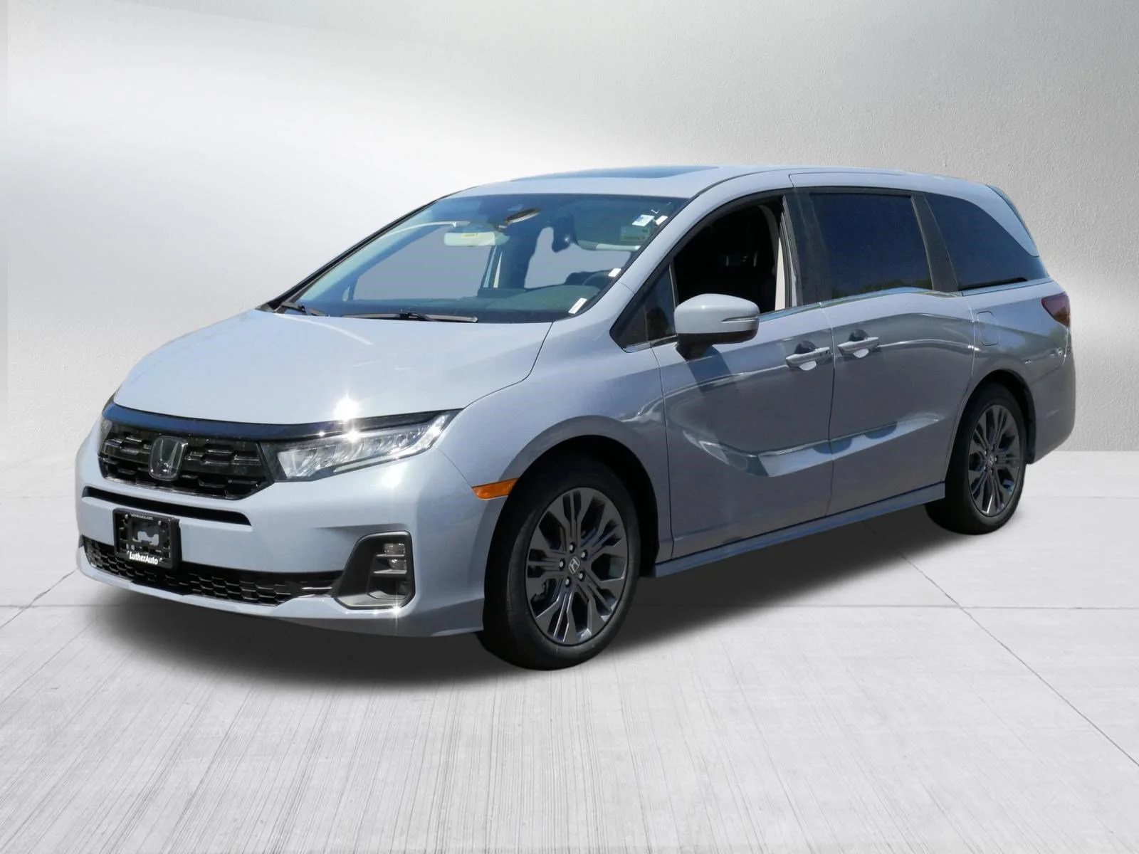 Certified Used 2026 Sonic Gray Pearl Honda Touring image 40