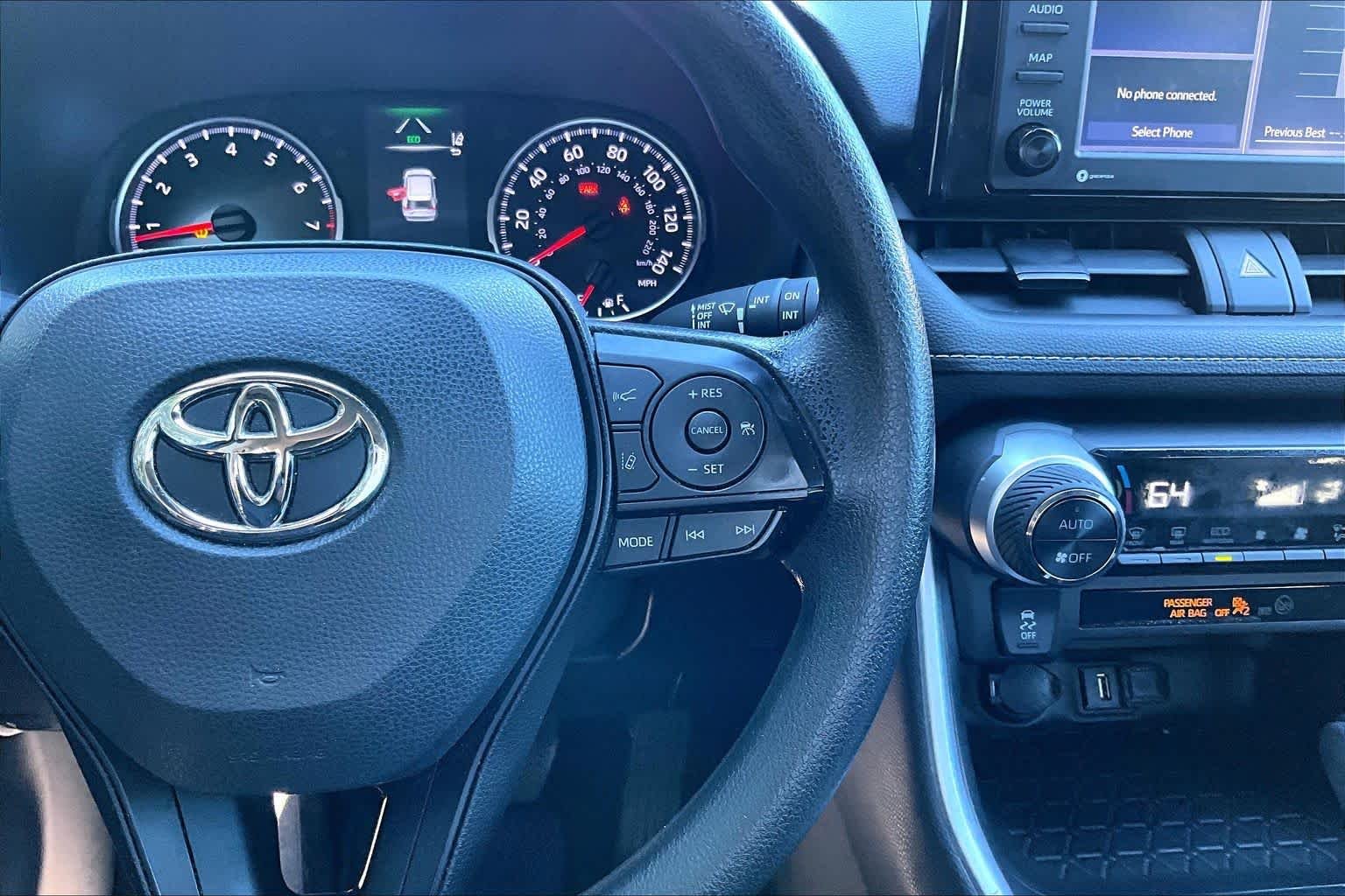 Used 2022 Midnight Black Metallic Toyota XLE image 25
