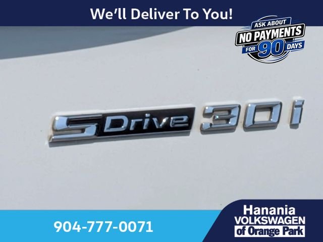 Used 2020 White BMW sDrive30i image 13