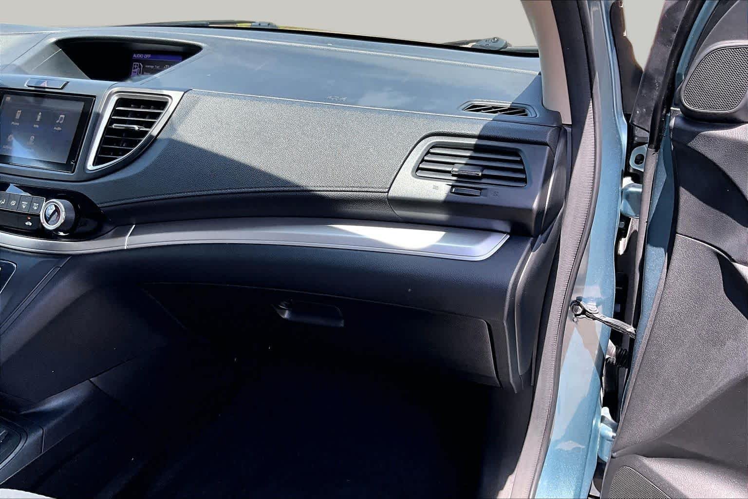 Used 2016 Mountain Air Metallic Honda EX image 19