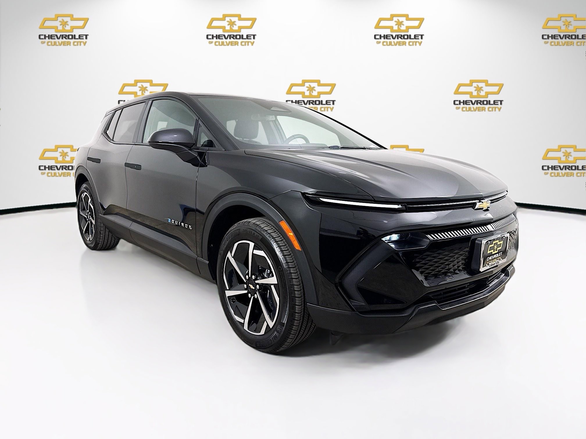 2025 Chevrolet Equinox EV 1LT FWD's photo