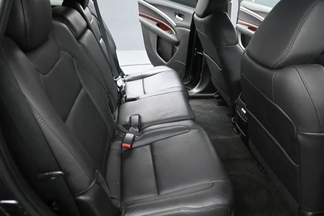 Used 2015  Acura 3.5L Technology Package image 18