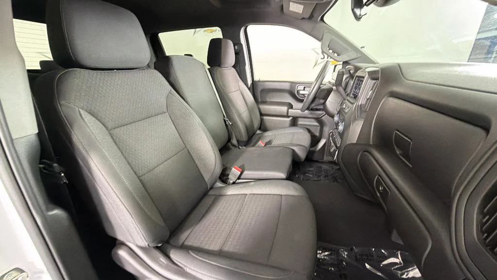 Used 2024 Summit White Chevrolet Custom image 35