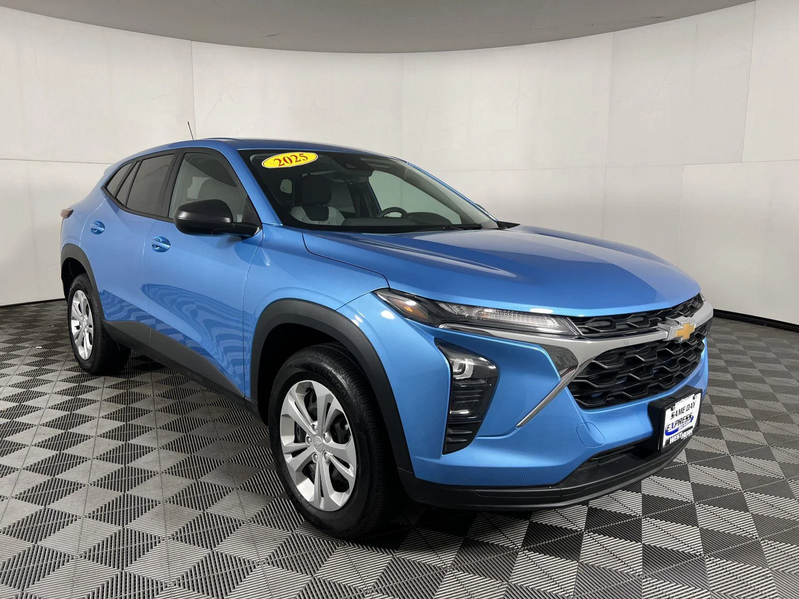 Used 2025 Marina Blue Metallic Chevrolet LS image 22