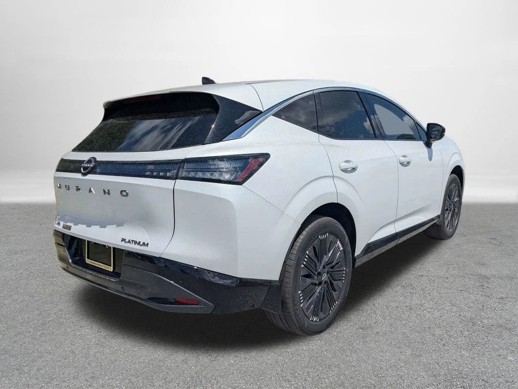 New 2026 White Nissan Platinum image 3
