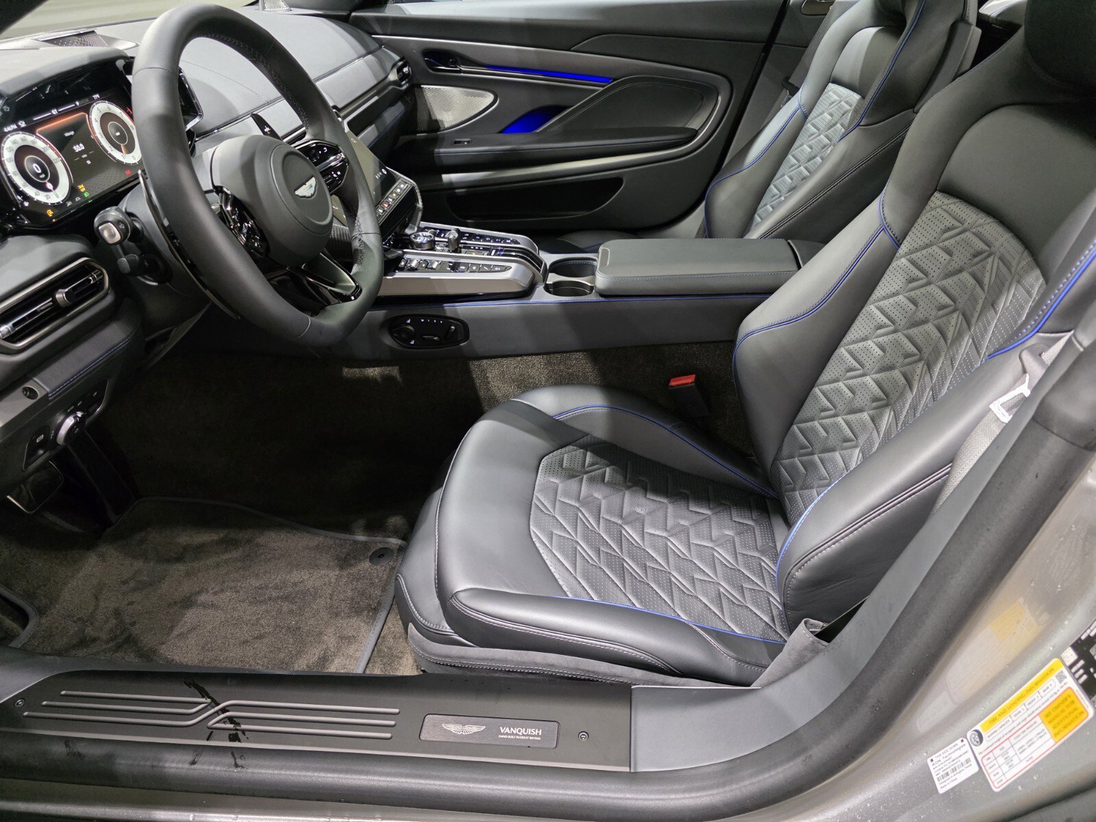 2026 Aston Martin Vanquish Base - Photo 17