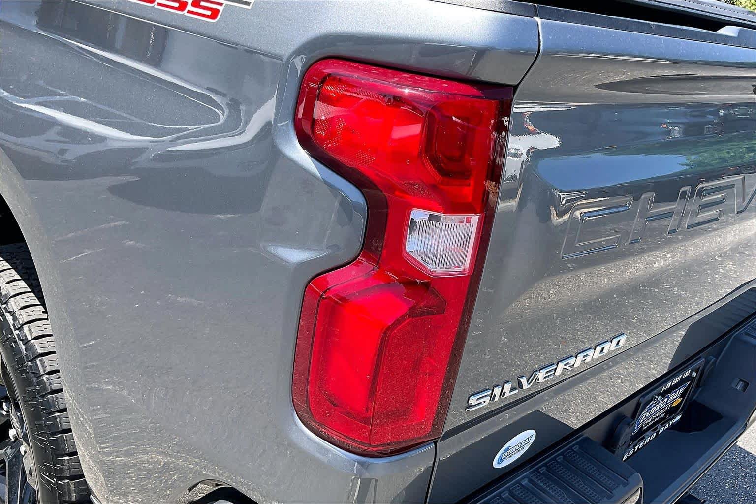 Used 2021 SATIN STEEL METALLIC Chevrolet LT Trail Boss image 28