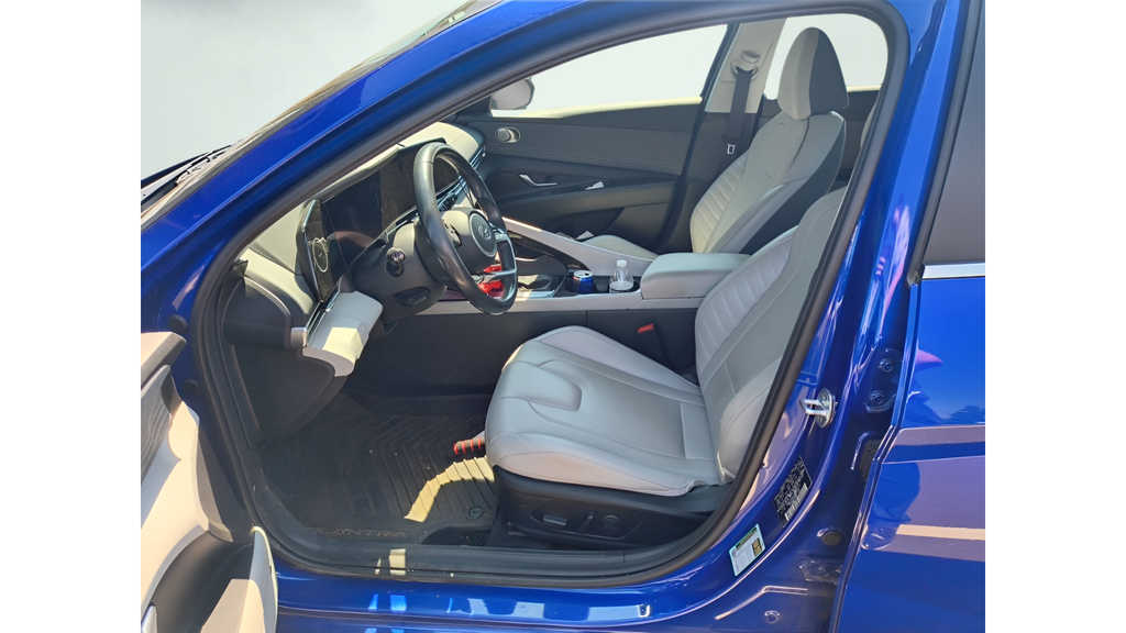 Used 2023 Intense Blue Hyundai Limited image 10
