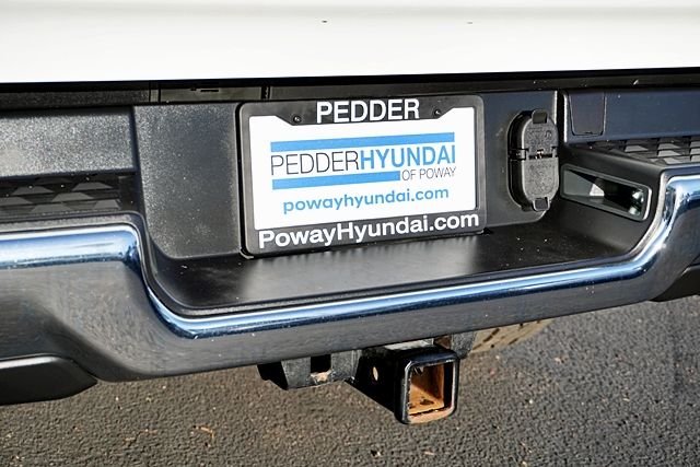 Used 2022 White Ram Big Horn/Lone Star image 16