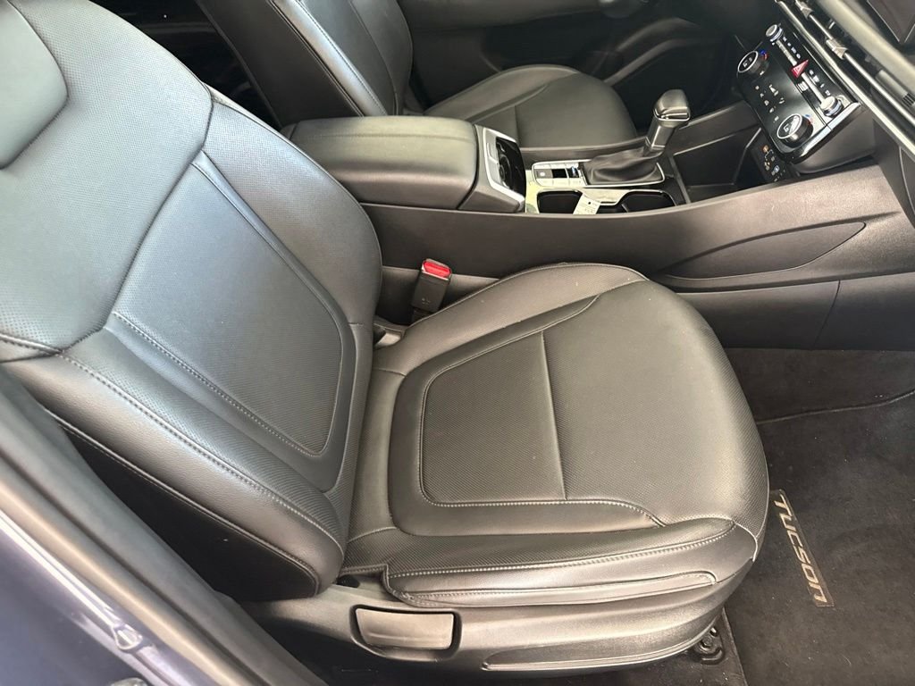 Used 2025 Blue Hyundai SEL Convenience image 21