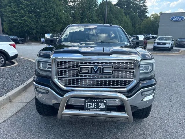 Used 2016 Black GMC SLT image 3