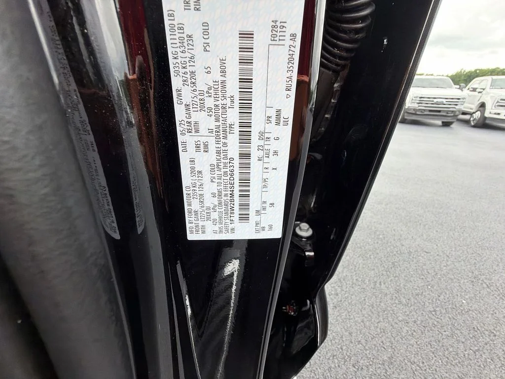 Used 2025 Black Ford Lariat image 19