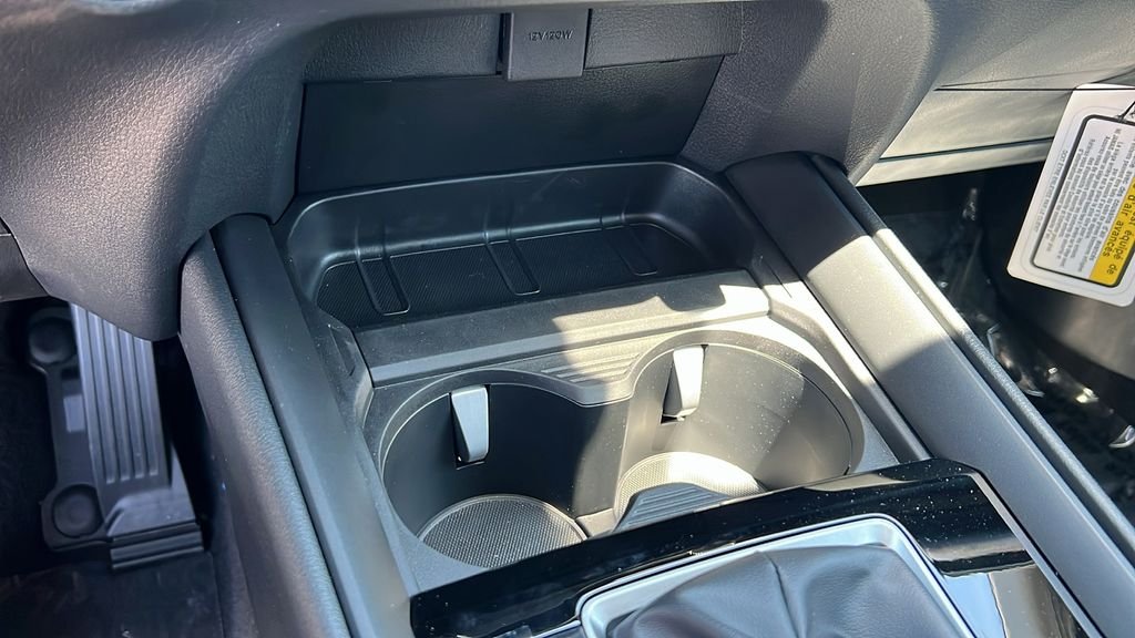 New 2026 Wind Chill Pearl Mazda Premium image 17