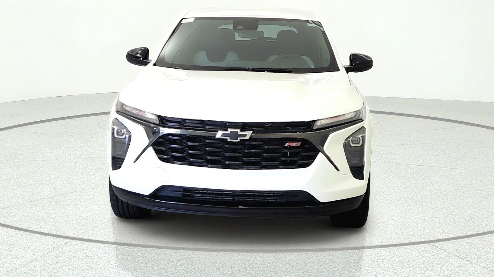 Used 2024 Summit White Chevrolet 1RS image 2