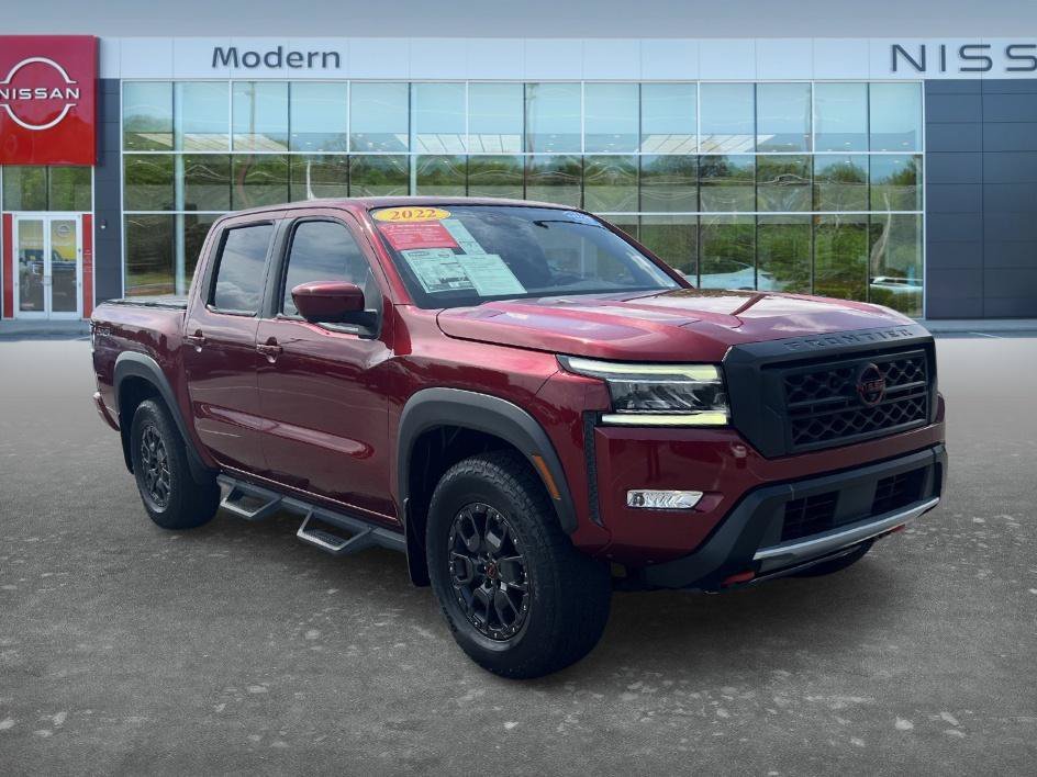 Used 2022 Cardinal Red Tricoat Nissan PRO-4X image 3