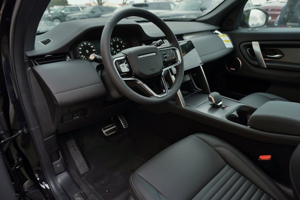 2026 LAND ROVER DISCOVERY SPORT - Image 12