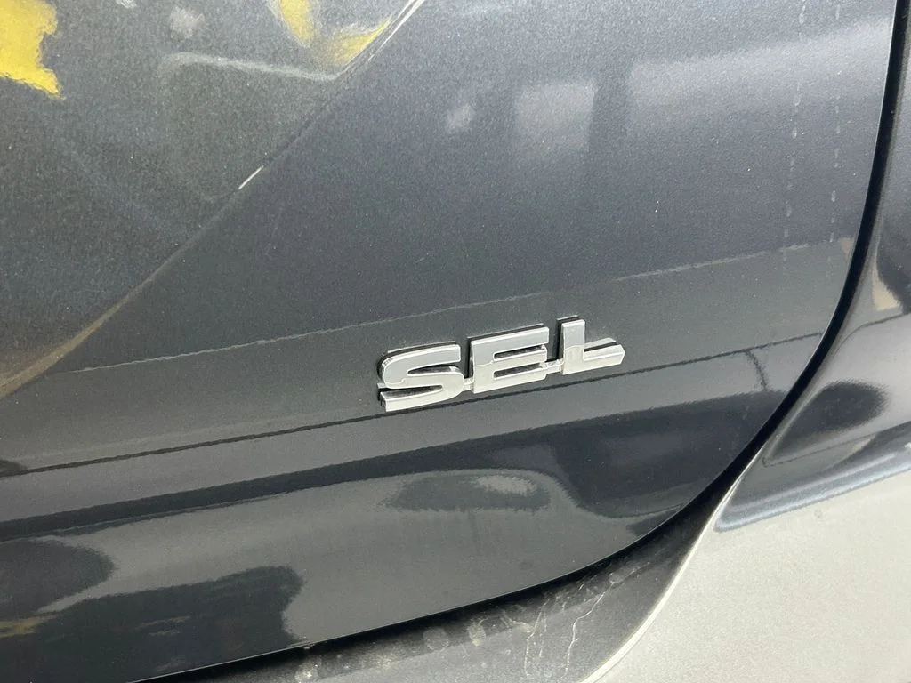 New 2026 Gray Mitsubishi SEL image 31