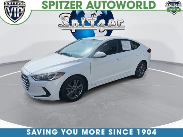 Used 2018 White Hyundai SEL image 4