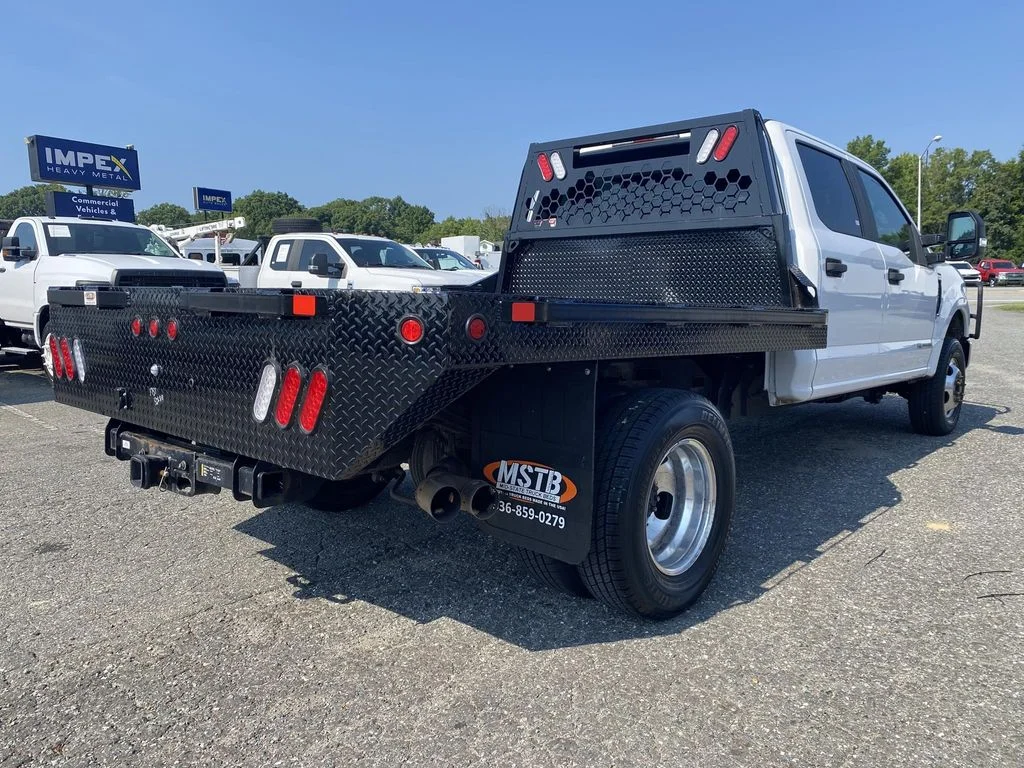 Used 2022 White Ford XL image 8