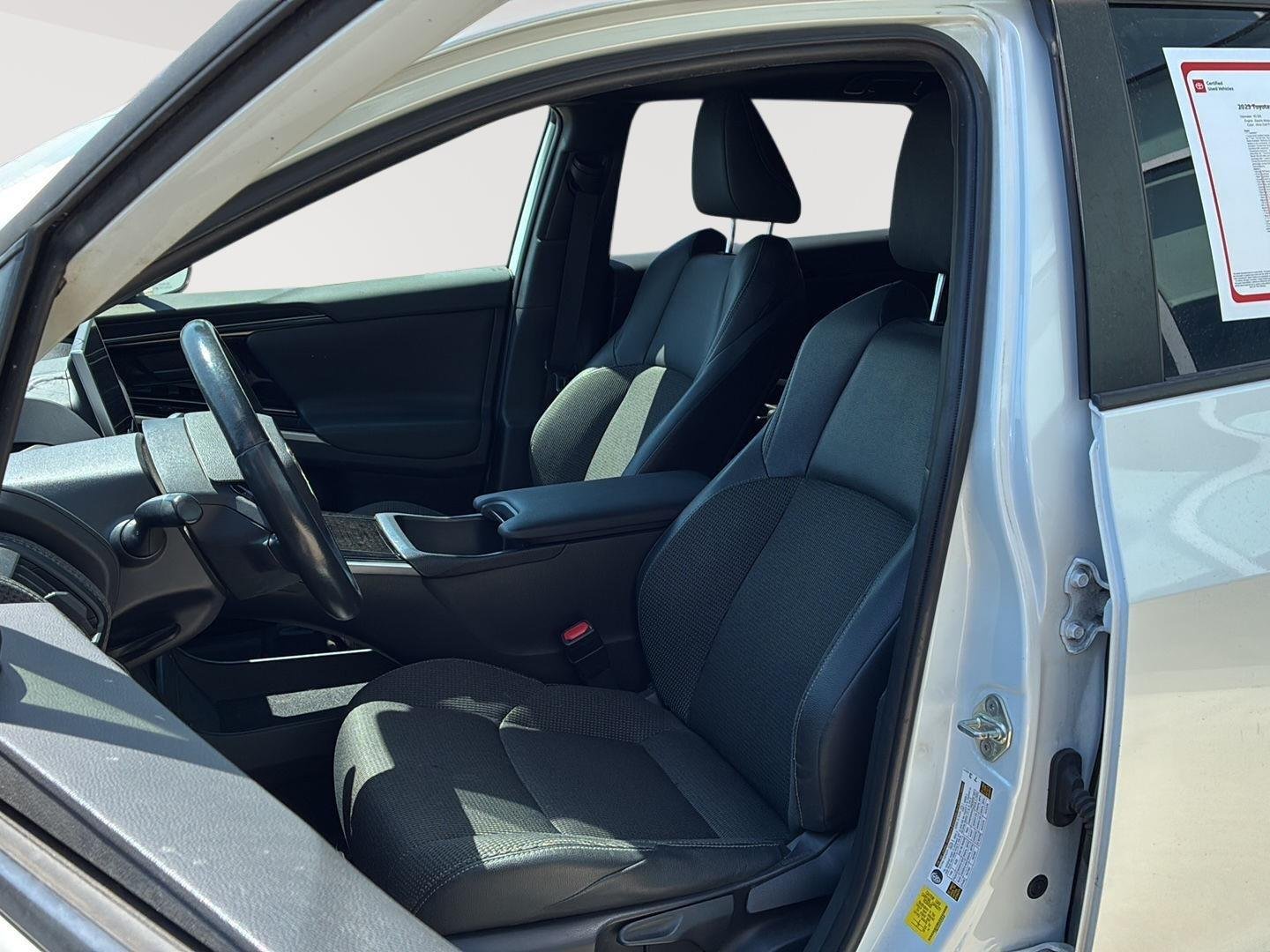 Used 2023 Wind Chill Pearl Toyota XLE image 3