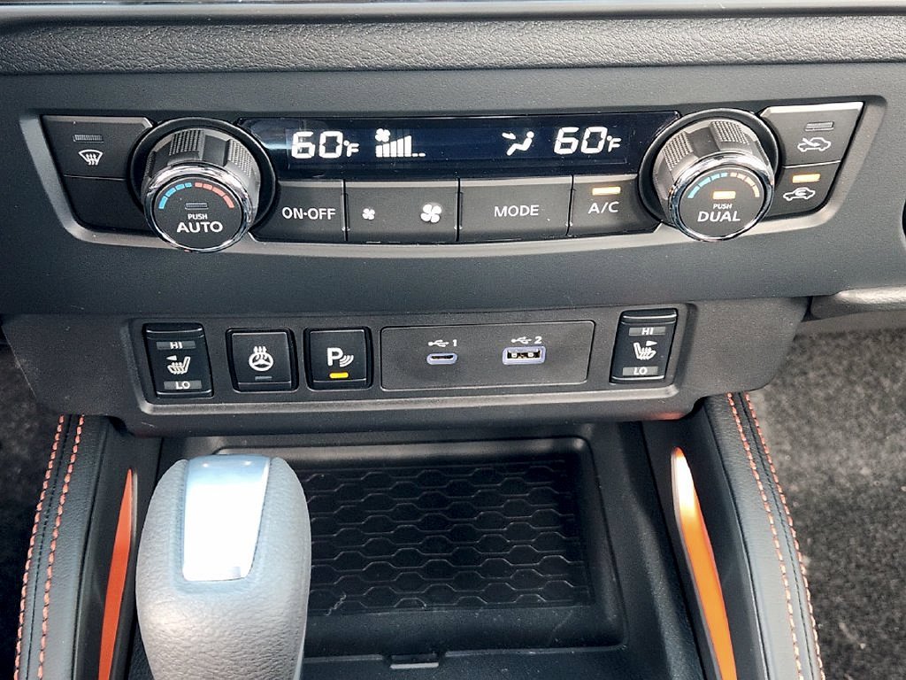 New 2027 Super Black Nissan Crew Cab PRO-X® image 17